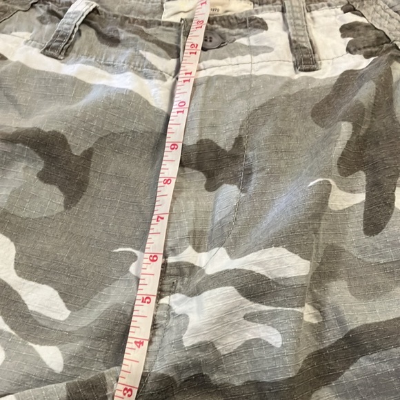 BNWT CAMO CARGO - Picture 5 of 8